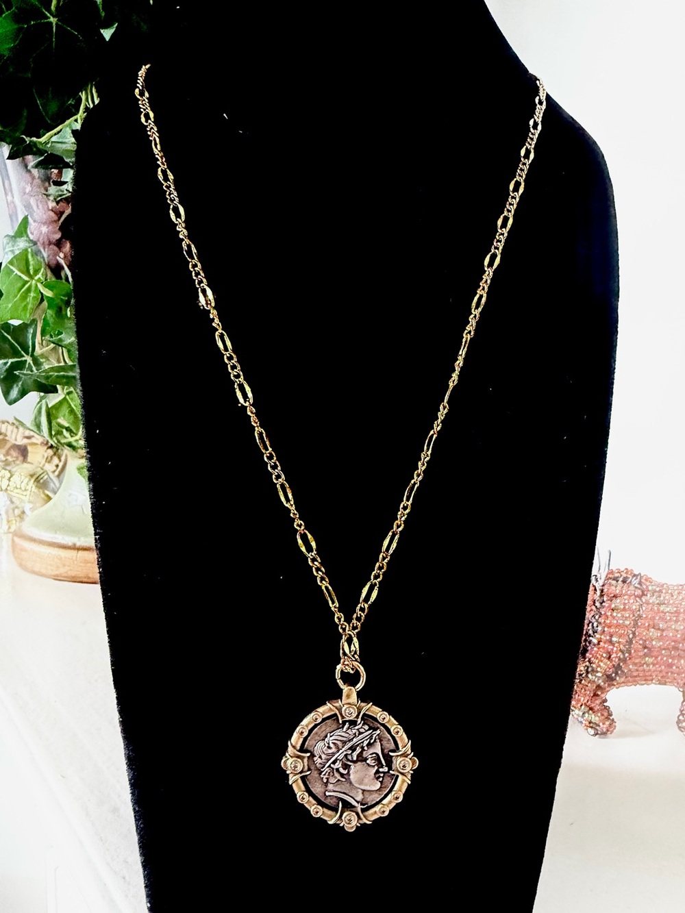 Antique-Style Gold Medallion Pendant Necklace - Women Jewelry